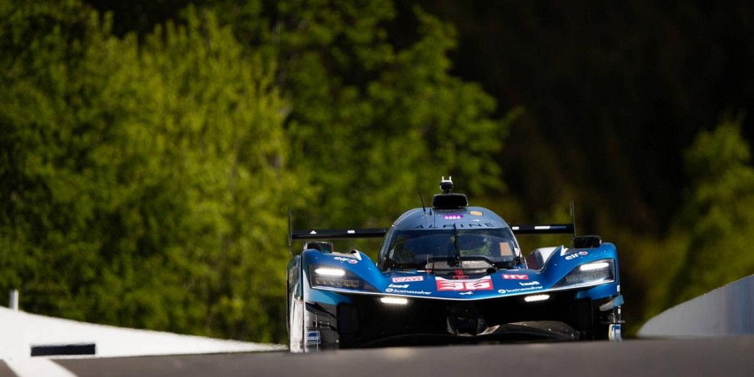 Alpine-Renault-frappe-tres-fort-a-Spa-Francorchamps-juste-avant-le-Mans