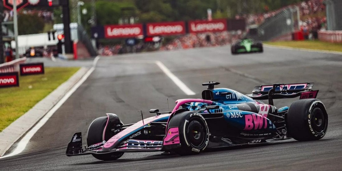 Alpine-reveille-sa-nouvelle-A526-avant-ses-debuts-en-piste