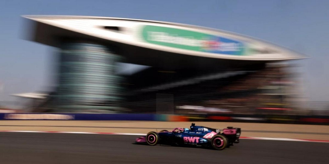 Alpine-s-rsquo-affirme-sur-un-tour-souffre-sur-le-long-relais-en-Chine