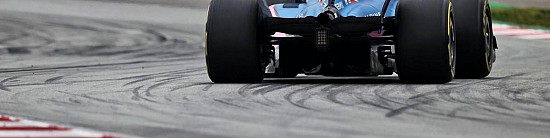 La-nouvelle-Alpine-Renault-A523-en-piste-a-Silverstone
