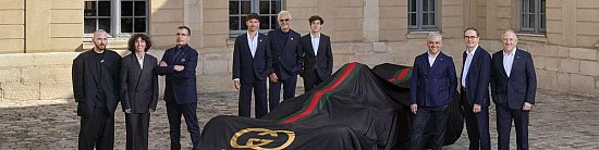 Alpine-et-Gucci-scellent-leur-accord-pour-former-Gucci-Racing-Alpine-Formula-One-Team