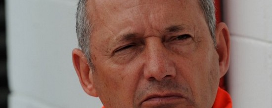 La-RedBull-RB6-consommerait-elle-trop