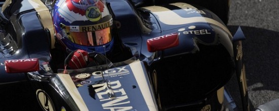 Lotus-Renault-GP-discute-avec-des-pilotes-sous-contrat