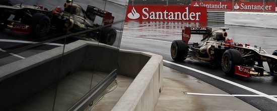 La-Lotus-Renault-E20-fonctionne-bien-sous-la-pluie