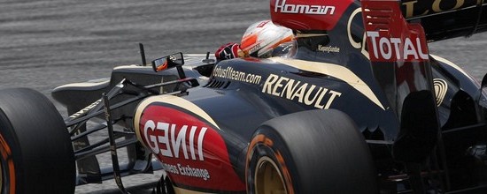 Raikkonen-a-perdu-025-seconde-au-tour-avec-son-aileron-abime