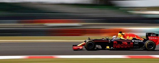 Sepang-Course-Red-Bull-arrache-un-double-sensationnel