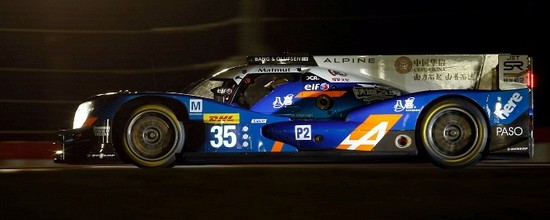 Alpine-debarque-au-Japon-avec-des-reves-de-titres