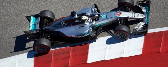 Lewis-Hamilton-arrache-la-pole-position-a-Nico-Rosberg