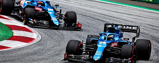 Styrie-Course-Max-Verstappen-en-taille-patron-deux-points-pour-Fernando-Alonso