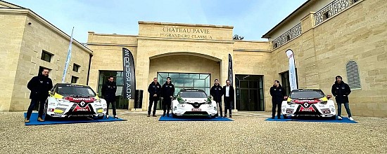 DA-Racing-et-Renault-devoilent-la-Zoe-Glace-du-e-Trophee-Andros-2021-2022