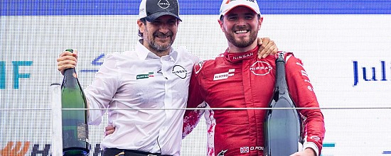 Nissan-Viry-Chatillon-Champion-du-Monde-de-Formule-E