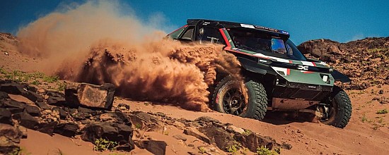 Le-titre-mondial-en-W2RC-se-joue-des-ce-week-end-pour-Dacia