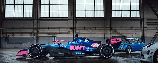 L-rsquo-A526-deja-en-piste-a-Barcelone-de-grands-espoirs-pour-Alpine