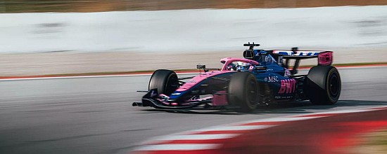 Franco-Colapinto-offre-a-l-Alpine-A526-sa-premiere-sortie-officielle