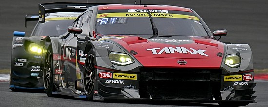 Curiosite-Max-Verstappen-au-volant-d-une-Nissan-Z-NISMO-GT500