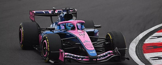 Alpine-debute-en-retrait-son-Grand-Prix-du-Japon