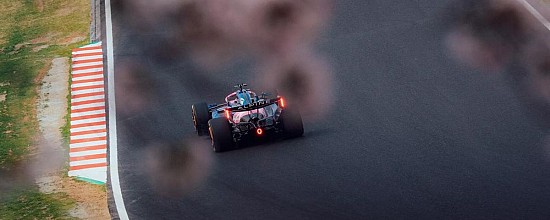 Les-monoplaces-du-groupe-Renault-s-rsquo-activent-en-coulisse