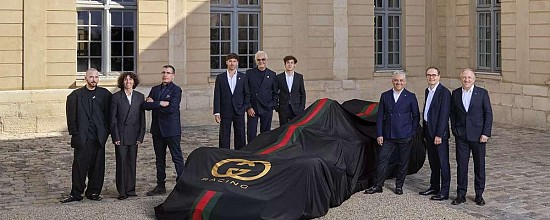 Alpine-et-Gucci-scellent-leur-accord-pour-former-Gucci-Racing-Alpine-Formula-One-Team