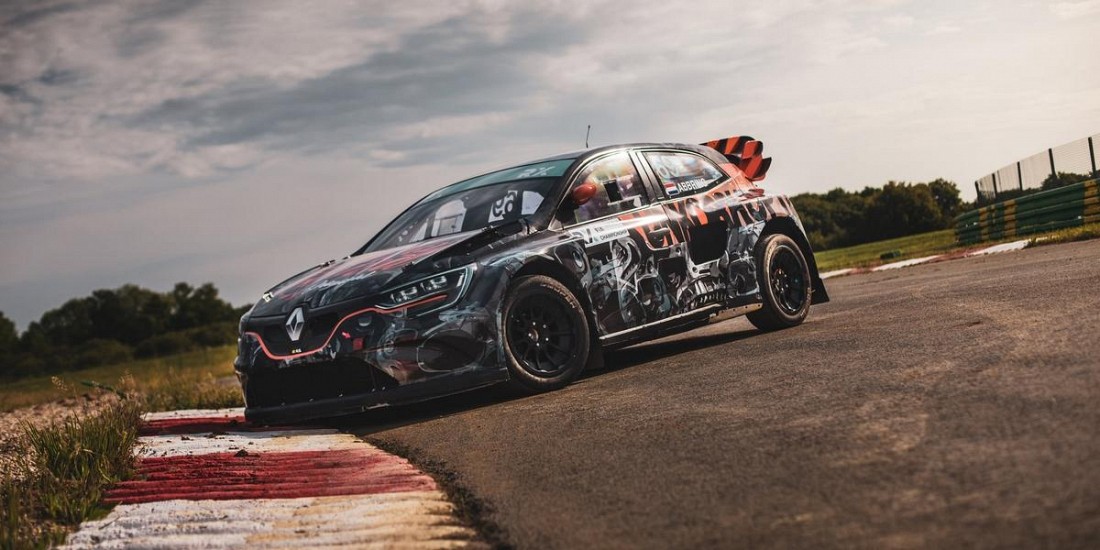 Une-finale-a-Barcelone-pour-l-unique-Renault-engagee-en-World-RX