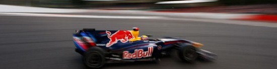 Mercedes-Benz-chez-Red-Bull-gratuitement