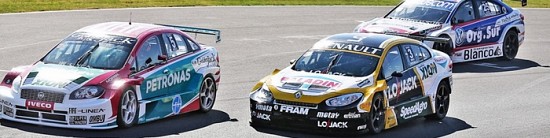 Renault-Sport-Argentina-prepare-la-saison-2015-de-Super-TC2000