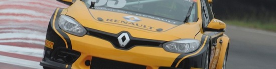 Rubens-Barrichello-avec-Renault-a-la-Copa-de-las-Marcas