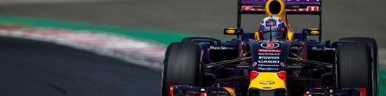 Hongrie-EL2-Red-Bull-en-embuscade-derriere-Mercedes