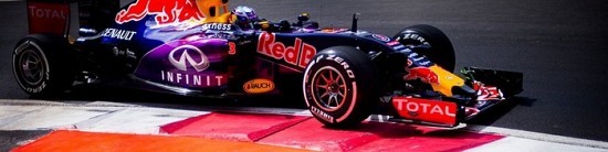 Des-Renault-officielles-contre-des-Red-Bull-Renault-en-2016