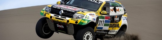 Dakar-2016-Renault-Duster-Dakar-Team-presente-son-nouveau-Duster