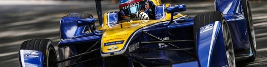 Renault-a-fait-parler-la-poudre-a-Buenos-Aires