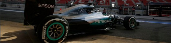 Barcelone-II-J1-Nico-Rosberg-et-Mercedes-montrent-les-crocs