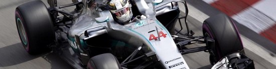 Monaco-Course-Red-Bull-offre-la-victoire-a-Lewis-Hamilton