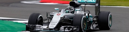 Allemagne-Qualif-Nico-Rosberg-brille-devant-son-public