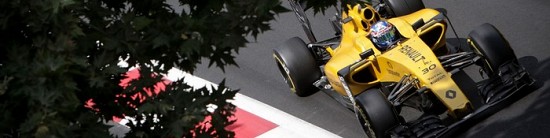 La-piste-Carlos-Sainz-Jr-se-rechauffe-pour-Renault