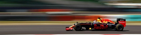 Sepang-Course-Red-Bull-arrache-un-double-sensationnel