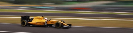 Renault-retrouve-des-couleurs-apres-ses-deux-tops-10