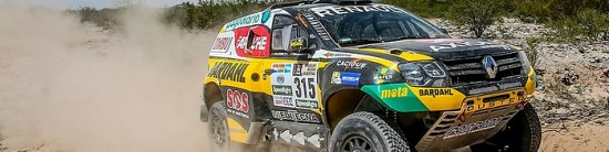 Dakar-2017-Mi-parcours-Le-Renault-Duster-poursuit-sa-resistance