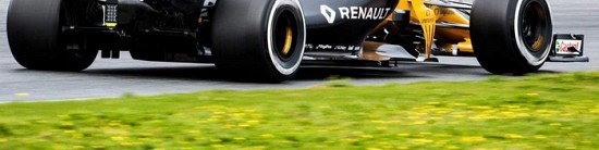 EP-J5-Des-tours-pour-la-famille-Red-Bull-des-soucis-pour-Renault