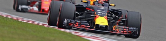 Daniel-Ricciardo-et-Daniil-Kvyat-assurent-le-top-10-a-Shanghai