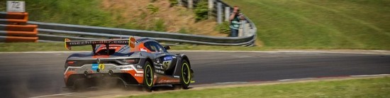 Abandon-pour-la-Renault-RS01-aux-24-Heures-du-Nurburgring