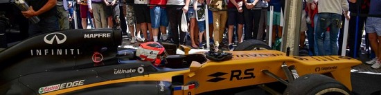 Robert-Kubica-au-coeur-des-attentions-a-Silverstone