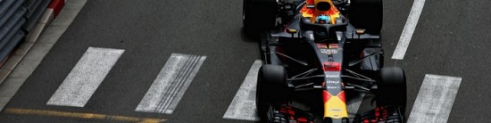 Monaco-EL3-Ricciardo-toujours-devant-Ferrari-et-Mercedes-Verstappen-dans-le-mur