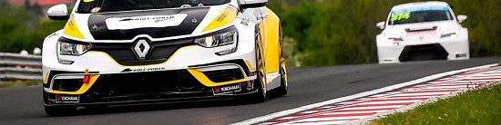 La-Renault-Megane-R-S-TCR-se-montre-en-TCR-Europe