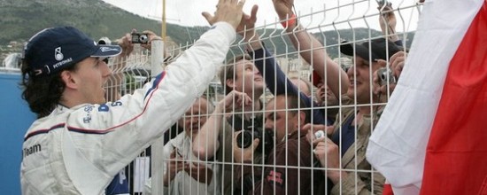 Robert-Kubica-du-parking-aux-paddocks