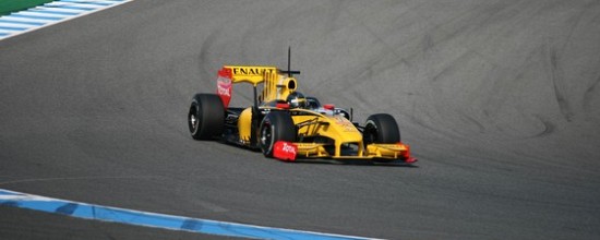 Catastrophe-Smolensk-Renault-F1-reagit