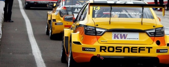 Video-La-Lada-Vesta-WTCC-sur-le-Nurburgring-Nordschleife