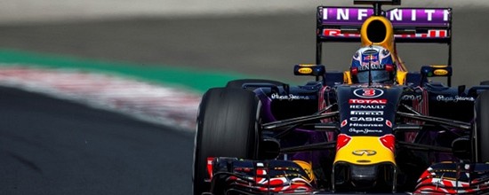 Hongrie-EL2-Red-Bull-en-embuscade-derriere-Mercedes