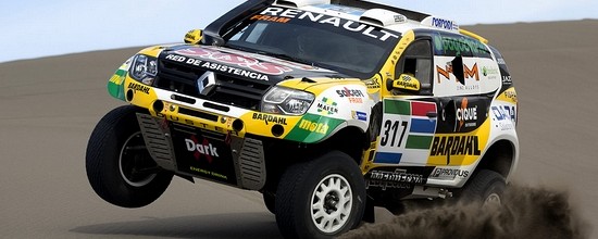 Dakar-2016-Renault-Duster-Dakar-Team-presente-son-nouveau-Duster