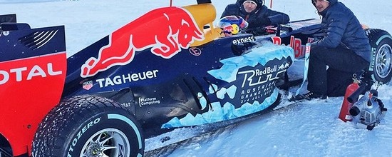 Red-Bull-s-affiche-sans-Renault-dans-les-montagnes-autrichiennes