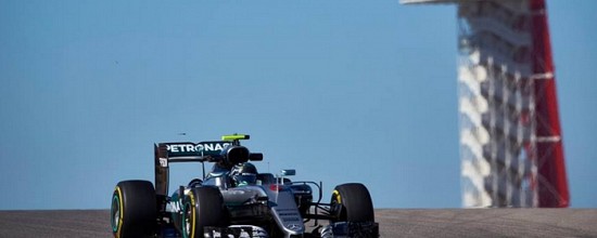 Austin-EL2-Rosberg-en-tete-Ricciardo-en-embuscade